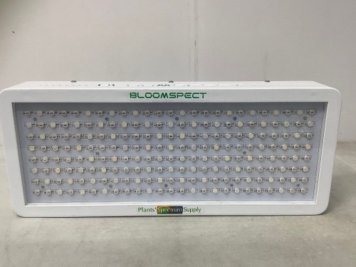 BLOOMSPECT LED Grow Light, Untested, E-Comm Return, Retail 168.99 - Lot 260