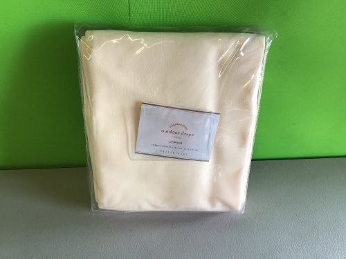 Foundations, Outdoor Drape, gormet, Cream, Like New, Retail - $79.99 - Lot 89