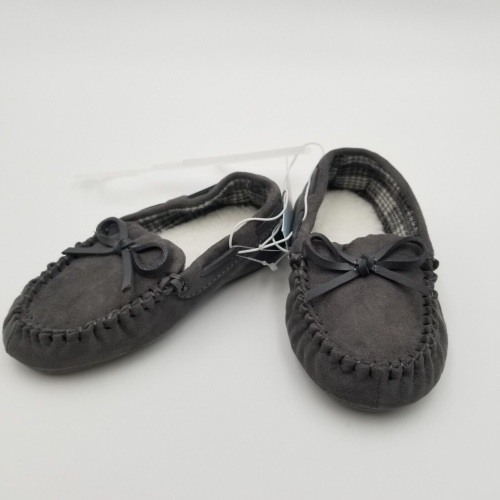 Gray, Comfy, House Slippers, New, Retail - $15 - Lot 163
