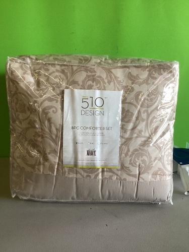510 Design, 8 Piece, Comforter Set, Like New, Retail - $95