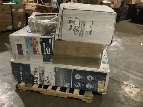 Lot of (3) Toilets, (1) Toilet Tank & (1) Bathtub - Uninspected, Store Return - Lot 147