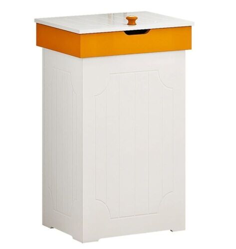 13 Gallon Trash Can  - Lot 516