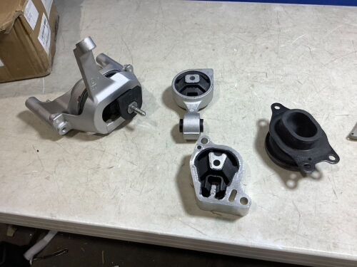 Engine Motor Mount - Lot 482