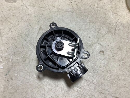Throttle Body Lever Sensor for Toyota Sequoia Tundra Lexus LX470  - Lot 494