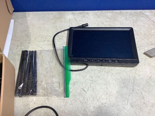 Car Back Up Camera & Monitor - Lot 790