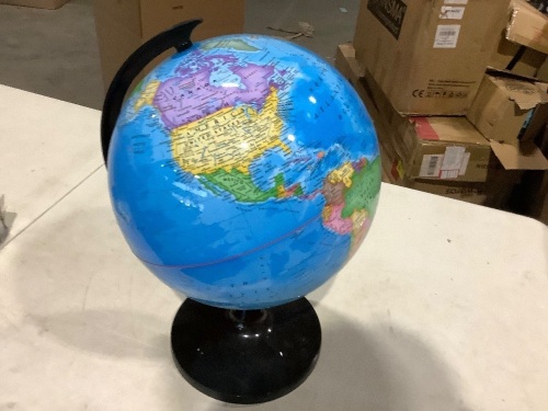 World Globe - Lot 636