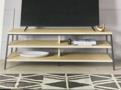 TV STAND,APPEARS NEW - Lot 20