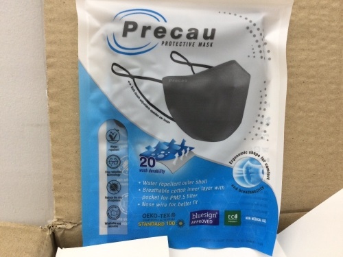 PRECAU PROTECTIVE MASK Water Repellent All-Day Multi-Layer Cloth Washable Face Covering Mask,NEW - Lot 65
