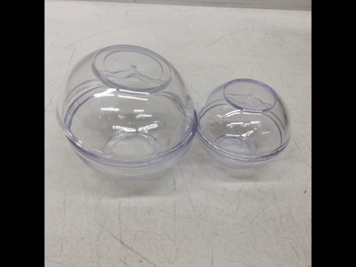 STACKABLE FOOD STORAGE CONTAINERS,NEW   - Lot 76