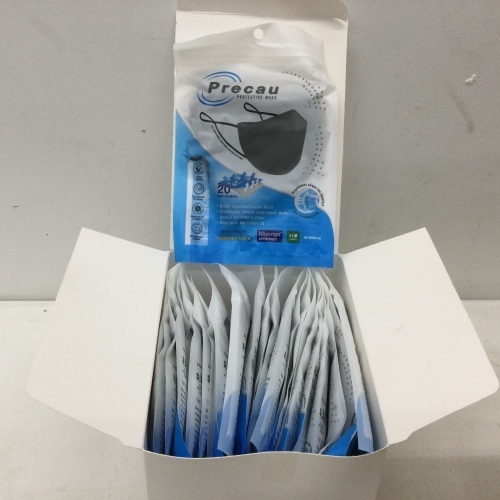 PRECAU PROTECTIVE MASK Water Repellent All-Day Multi-Layer Cloth Washable Face Covering Mask,NEW - Lot 127