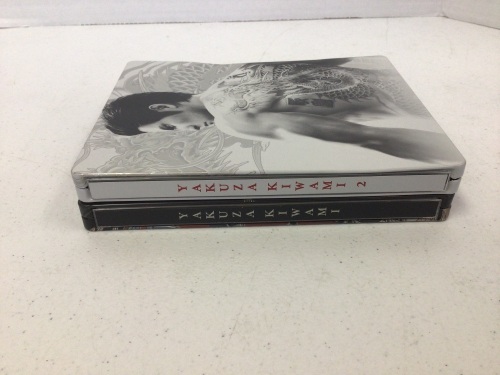 Lot of 2 PS4 Steelbook Games, Yakuza Kiwami, and Yakuza Kiwami 2, E-Commerce Return - Lot 294