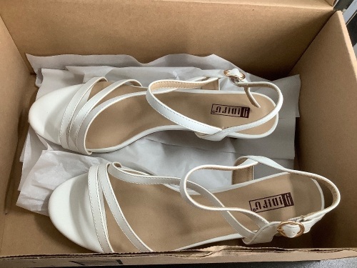 Women's Dress Sandals, 10, Appears New - Lot 115