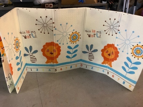 Reversible Baby Play Mat & Exercise Mat, Appears New - Lot 239