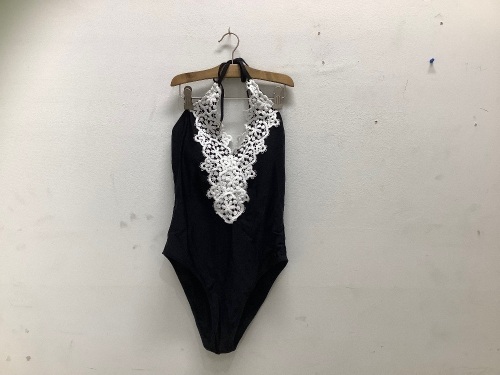 Womens Swimsuit, Appears New - Lot 103