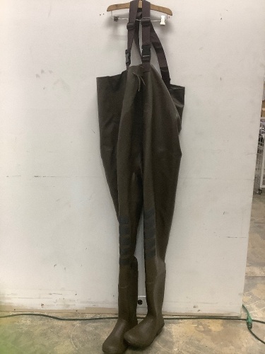 White River Waders, 14, Appears New, Retail 99.99 - Lot 41