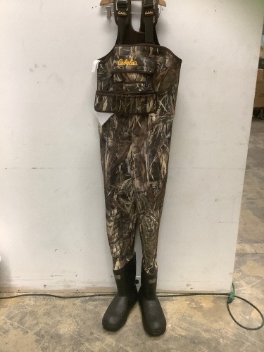 Mens Chest Waders, 12R, Appears New, Retail 249.99 - Lot 36