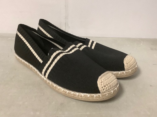 Womens Slip On Shoes, 8, Appears new - Lot 331