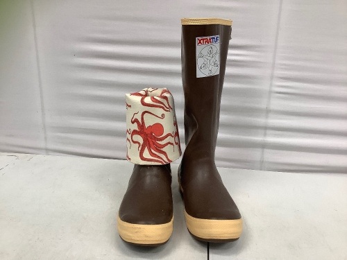 XtraTuf Womens Rubber Boots, 9, E-Comm Return - Lot 415