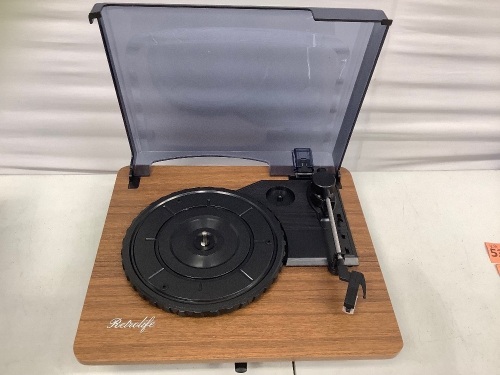 Retrolife Vintage Record Player, Powers Up, E-Comm Return - Lot 338