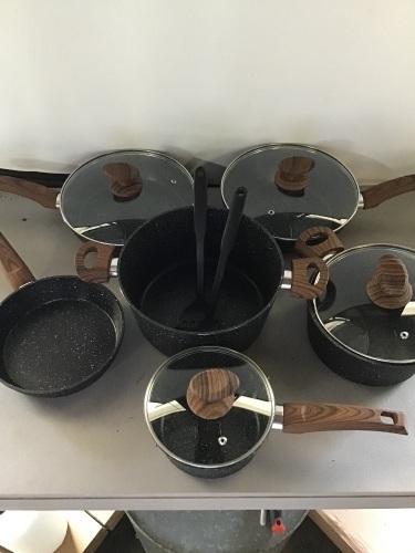 Kitchen Academy, 12 Piece Pot Set, Like New, Retail - $108.69 - Lot 70