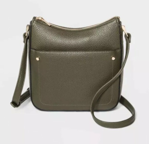 Olive Hand Bags, LOT of 4 , Retail - $24.99 each - Lot 203