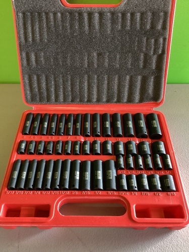 Seket Man, 50 - Piece, 1/4" Drive, SAE/Metric, Like New, Retail - $41.99 - Lot 250