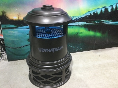 DynaTrap DT2000XLP-TUNSR Large Mosquito & Flying Insect Trap, Protects up to 1 Acre   - Lot 124