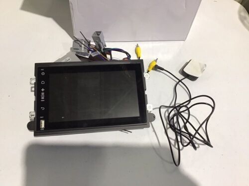 Car Stereo/Multimedia Player - Lot 422