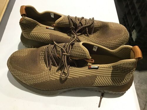 Suadex Steel Toe Work Shoes, Size 45 - Lot 1024