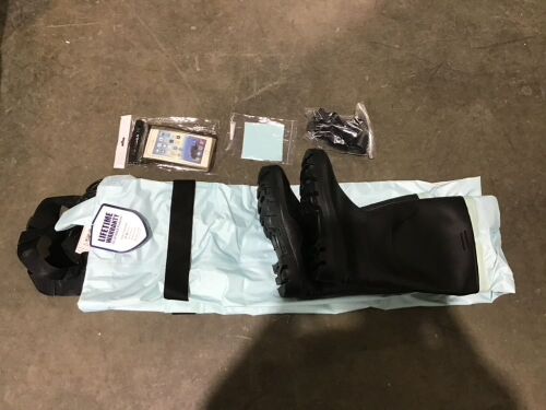 Fishingsir Nylon & PVC Cleated Bootfoot Chest Waders - Lot 1201