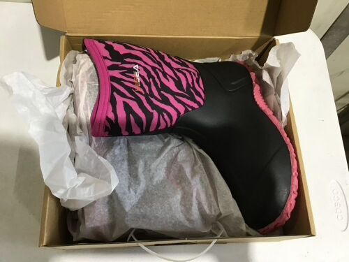 Kid's Neoprene Rubber Rain Boots, Size 7 - Lot 604