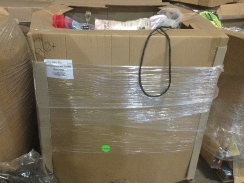 Pallet of Halloween Costumes & Accessories, Party Supplies, Decorations & More - High Piece Count!  - Lot 305