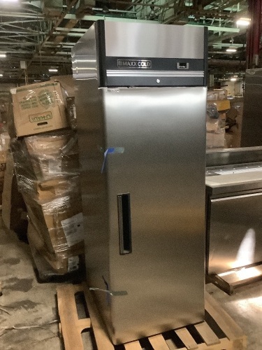 Maxx Cold MXCF-23FDHC 26.8” Single Door Reach-In Freezer, Top Mount - For Parts or Repair, Does Not Work  - Lot 110
