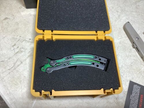 CutS Butterfly Knife with Case - Lot 1153