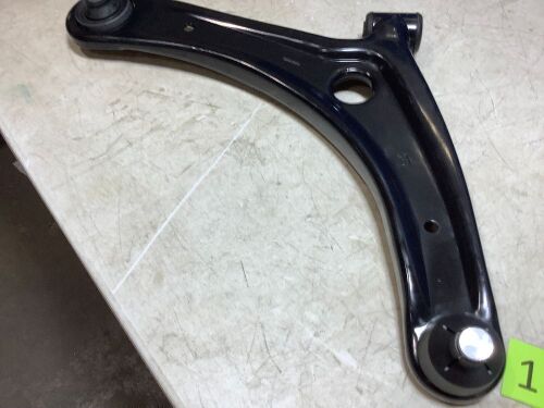 BOXI Front Right Lower Suspension Control Arm and Ball Joint Assembly for Dodge Caliber 2007-2012/Jeep Compass Patriot 2007-2017 5105040AA 521-108 - Lot 1138