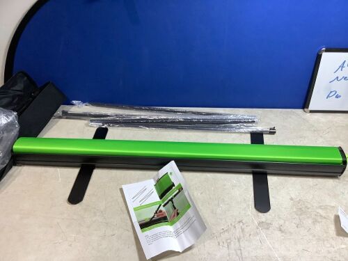 Portable Green Screen Curtain - Lot 1133
