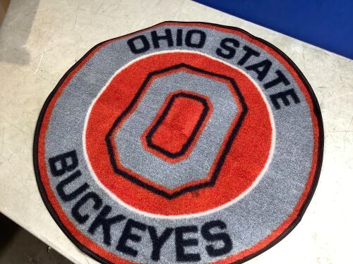 Ohio State Buckeyes Rug - Lot 1021