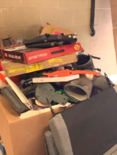 Salvage Pallet, Items Will Be Broken, Damaged, and Incomplete - Lot 6