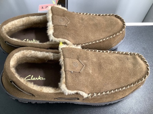 Clarks Hudson Bay II Men's Slippers, 13M, Appears New - Lot 109