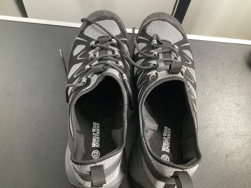 World Wide Sportsman Men's Shoes, 13, Appears New - Lot 113