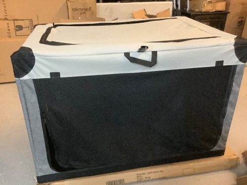Akinerri Soft Pet Crate, Appears New - Lot 194