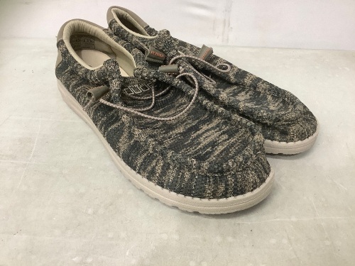 Hey Dude Shoes, Unsure if Mens or Womens, 10, E-Comm Return - Lot 191