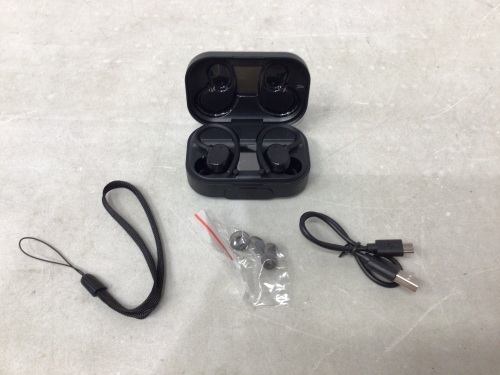Q25 True Wireless Earbuds, with charging case and cord, appears new - Lot 379