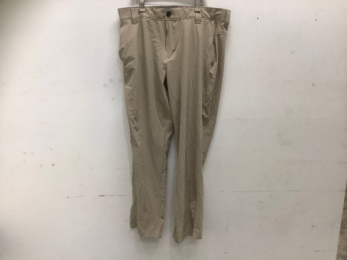 World Wide Sportsman Mens Pants, 36x30, Stained, E-Comm Return - Lot 432