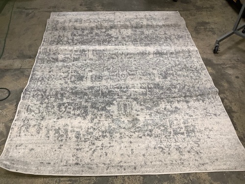 Surya Area Rug, 5'3 x 7'3, Appears new - Lot 563