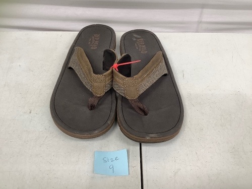 RedHead Mens Sandals, 9, E-Comm Return - Lot 162