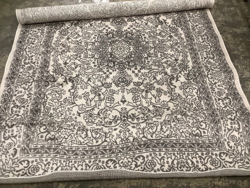 Large Area Rug, Appears New - Lot 505