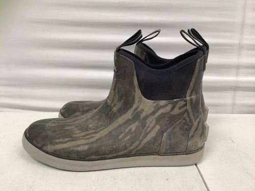 Huk Rubber Boots, 10, E-Comm Return - Lot 586