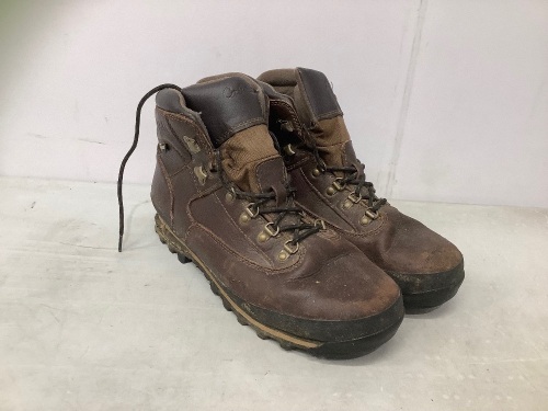 Mens Boots, 12EE, E-Comm Return - Lot 120