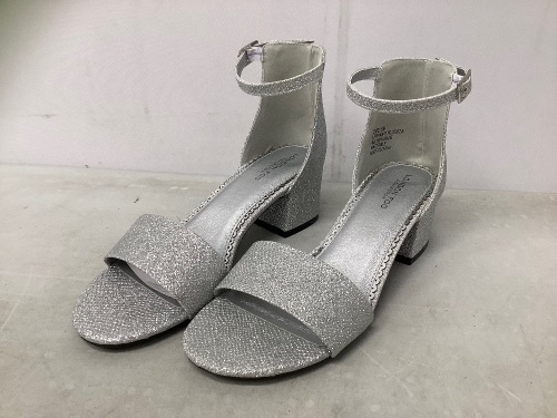 London Fog Womens Dress Shoes, 8M, Appears new - Lot 497